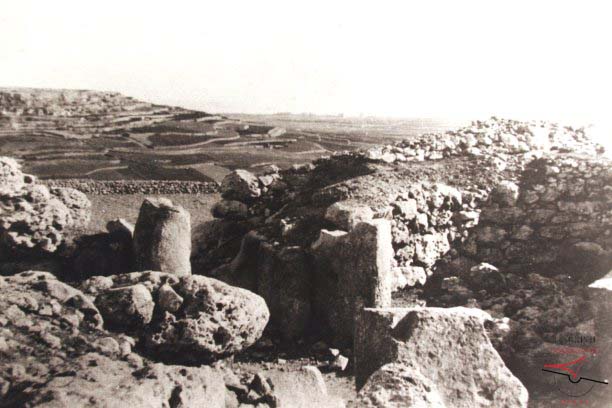 Ġgantija's South Temple elevated view