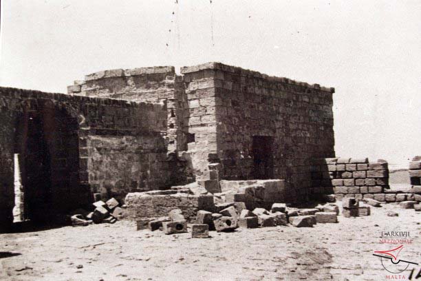 Restroom and Gunpowder