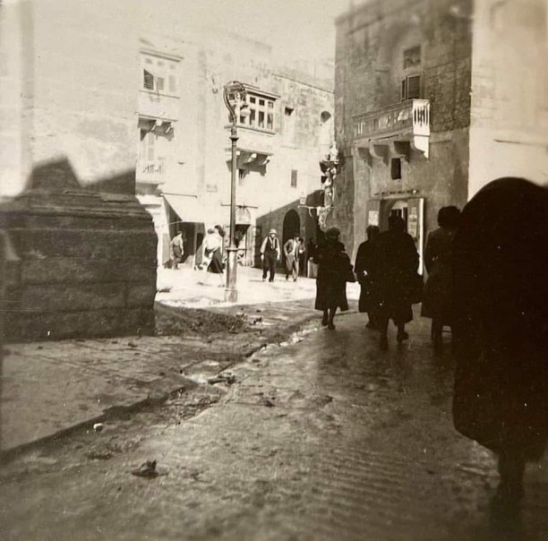St George's Square from side street