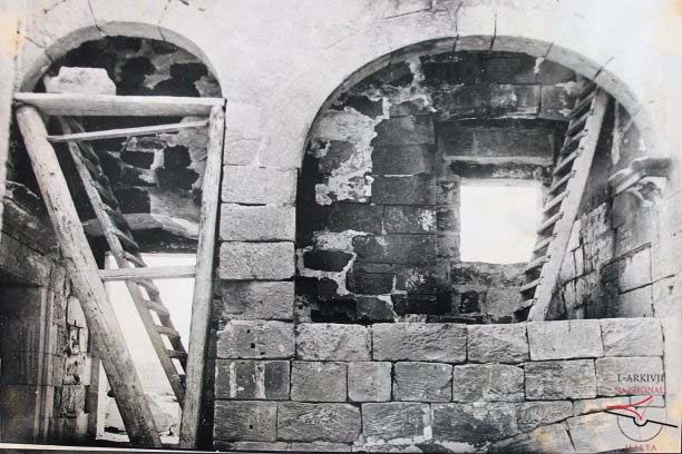 Casa Bondì before restoration