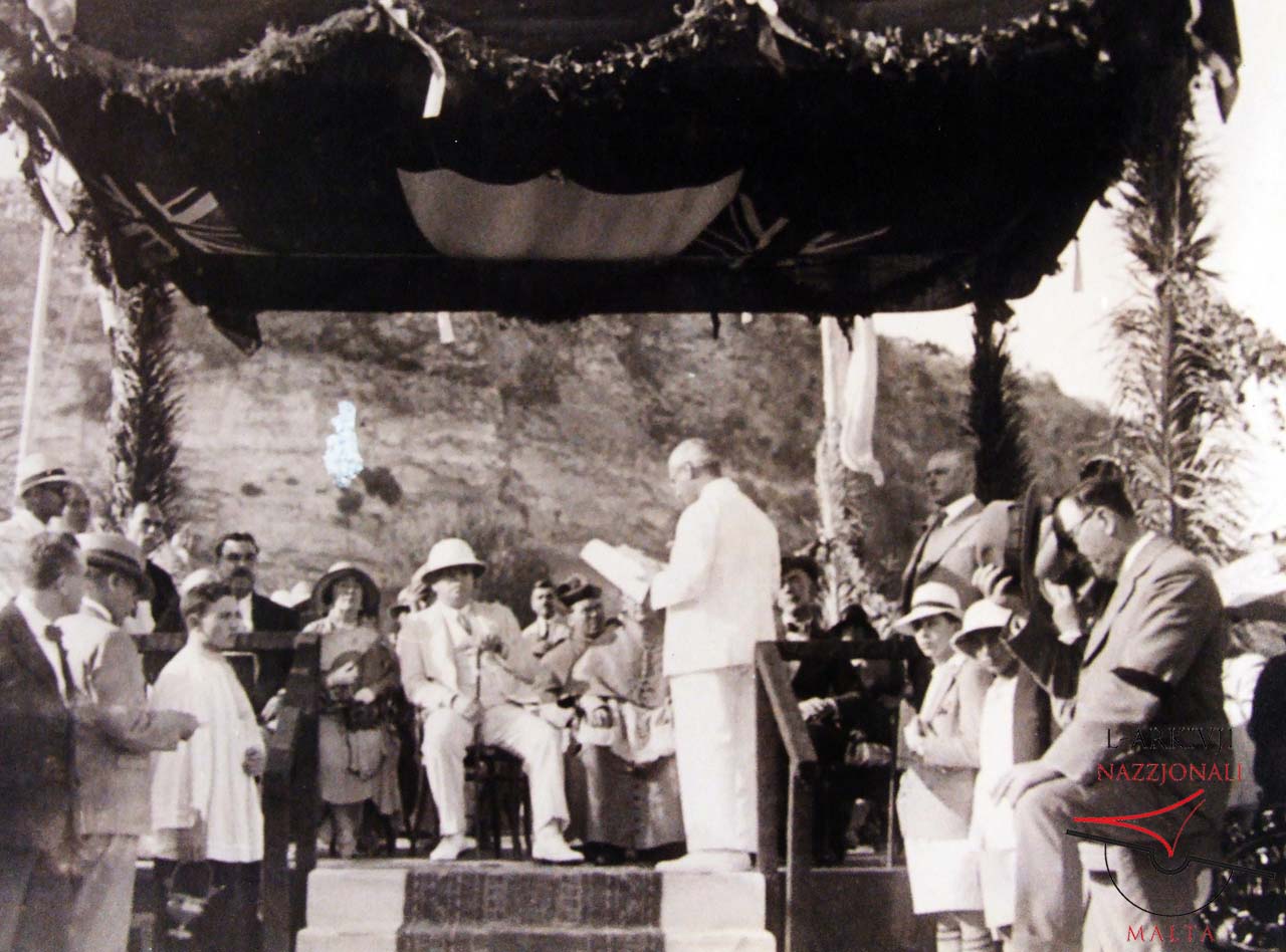Inaugural speech during the breakwater extension ceremony