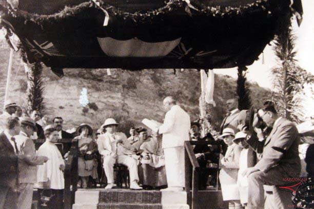 Inaugural speech during the breakwater extension ceremony