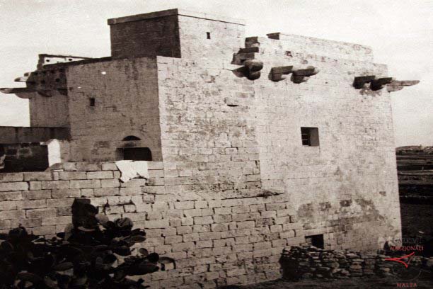 It-Torri tal-Ħofra in Sannat