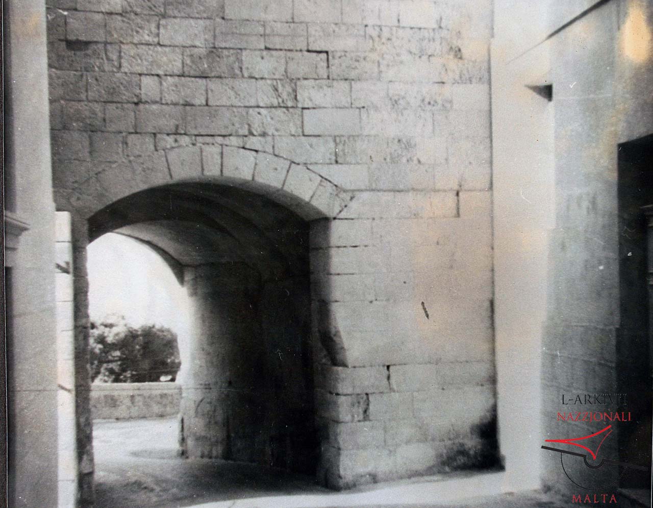 Bieb l-Imdina at the Citadel