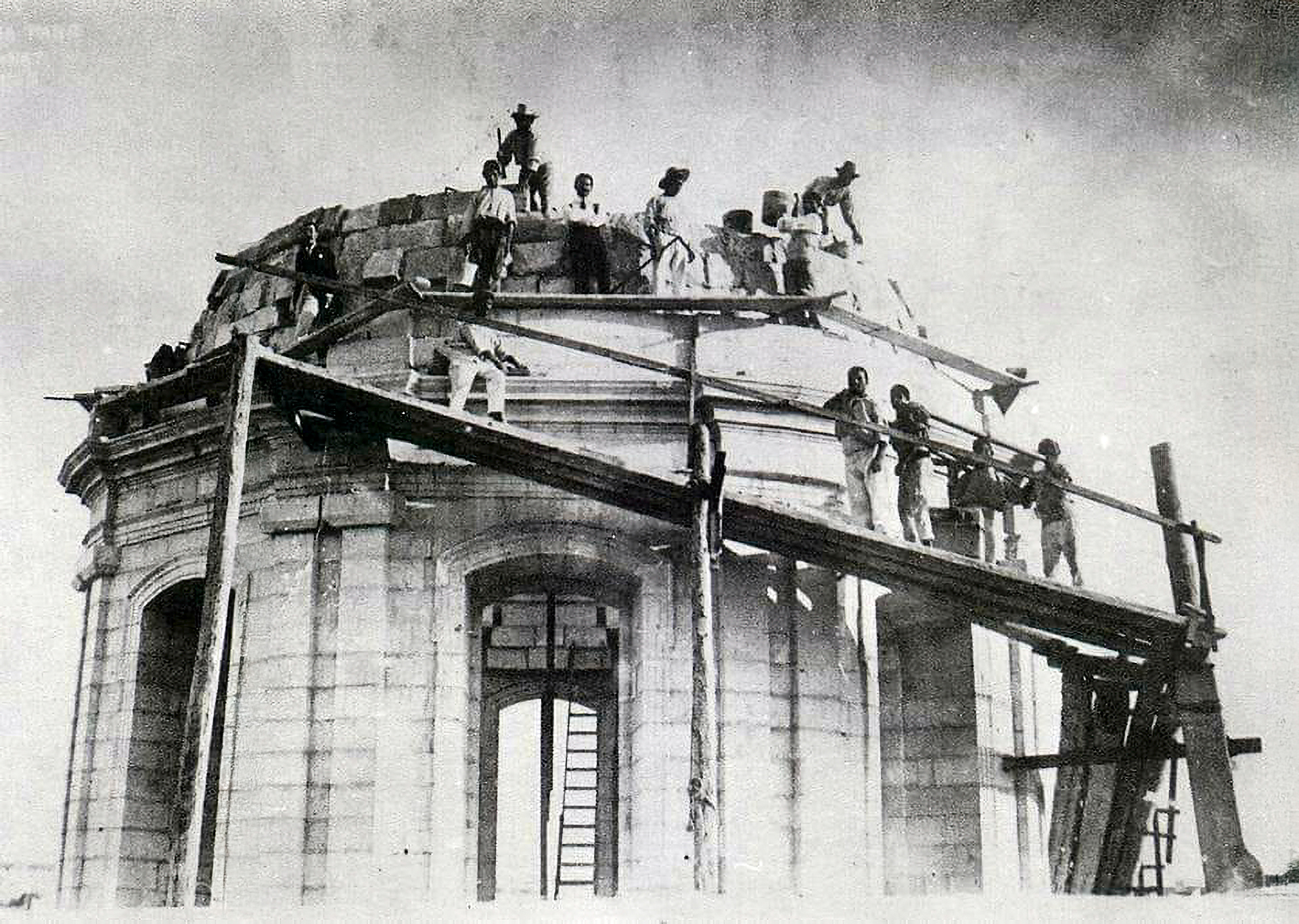 Building the Sannat dome