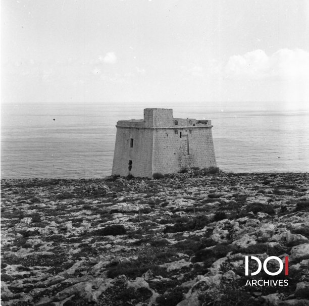 Ta' Sopu Watchtower by the coast