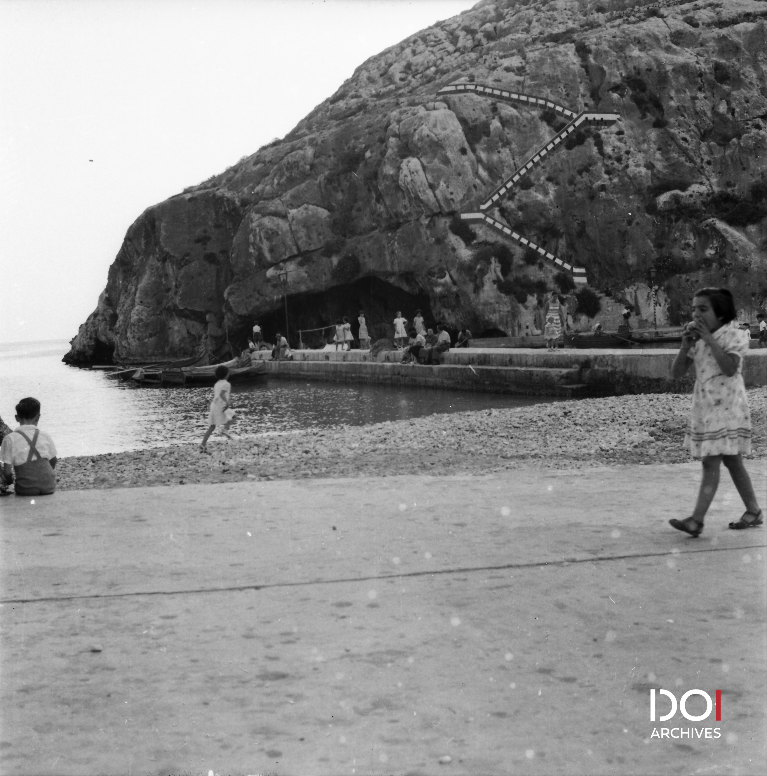 L-Ghar tad- Dghajjes and clifftop stairs in Xlendi