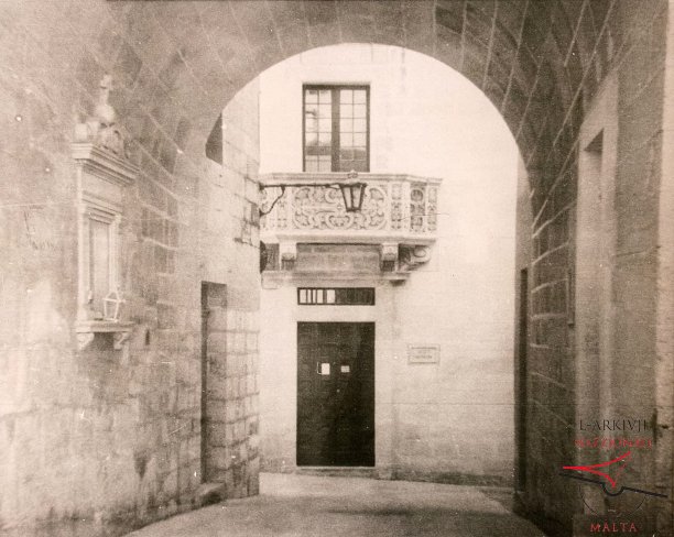 Casa Bondì, Citadel