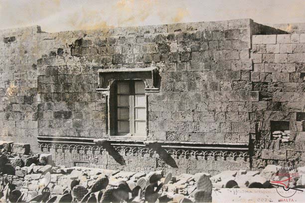 Chiaramonte-Style house in Bernardo DeOpuo Street