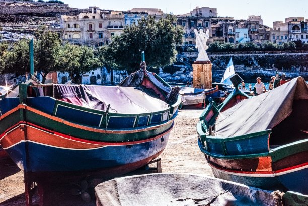 Traditional luzzijiet at Xlendi Bay