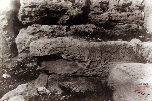 Sculpted altar design in Ġgantija