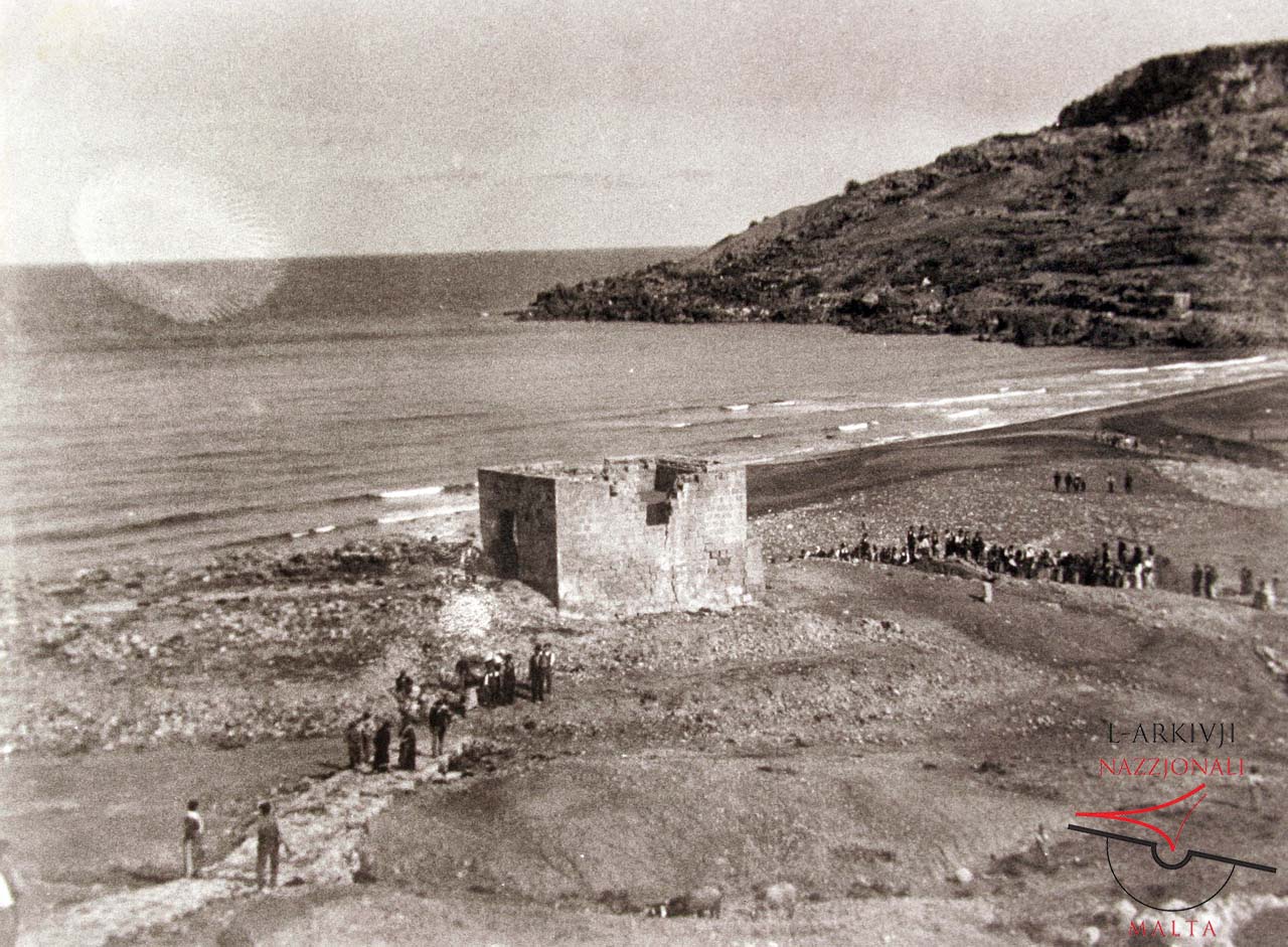 Roman Villa excavation at Ramla bay