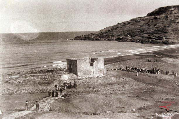 Roman Villa excavation at Ramla bay