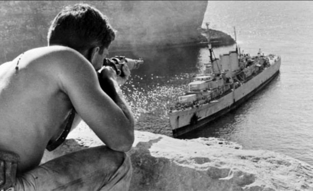 Sailor of the King – Dwejra Scene