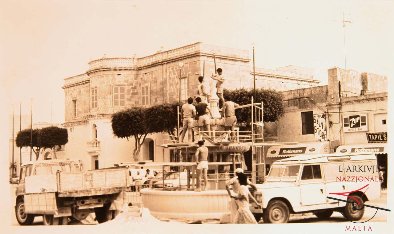 Fountain at Saint Francis Square