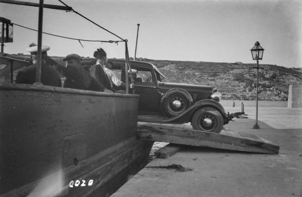 Vintage car disembarking at Gozo