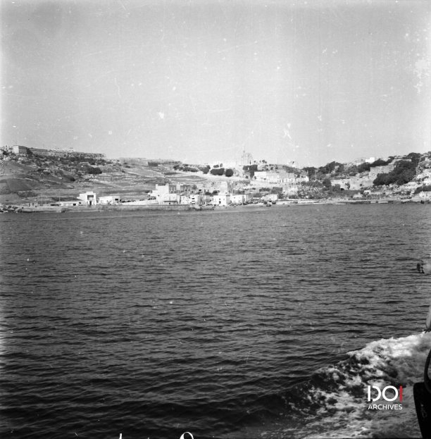 Approaching Mġarr by boat