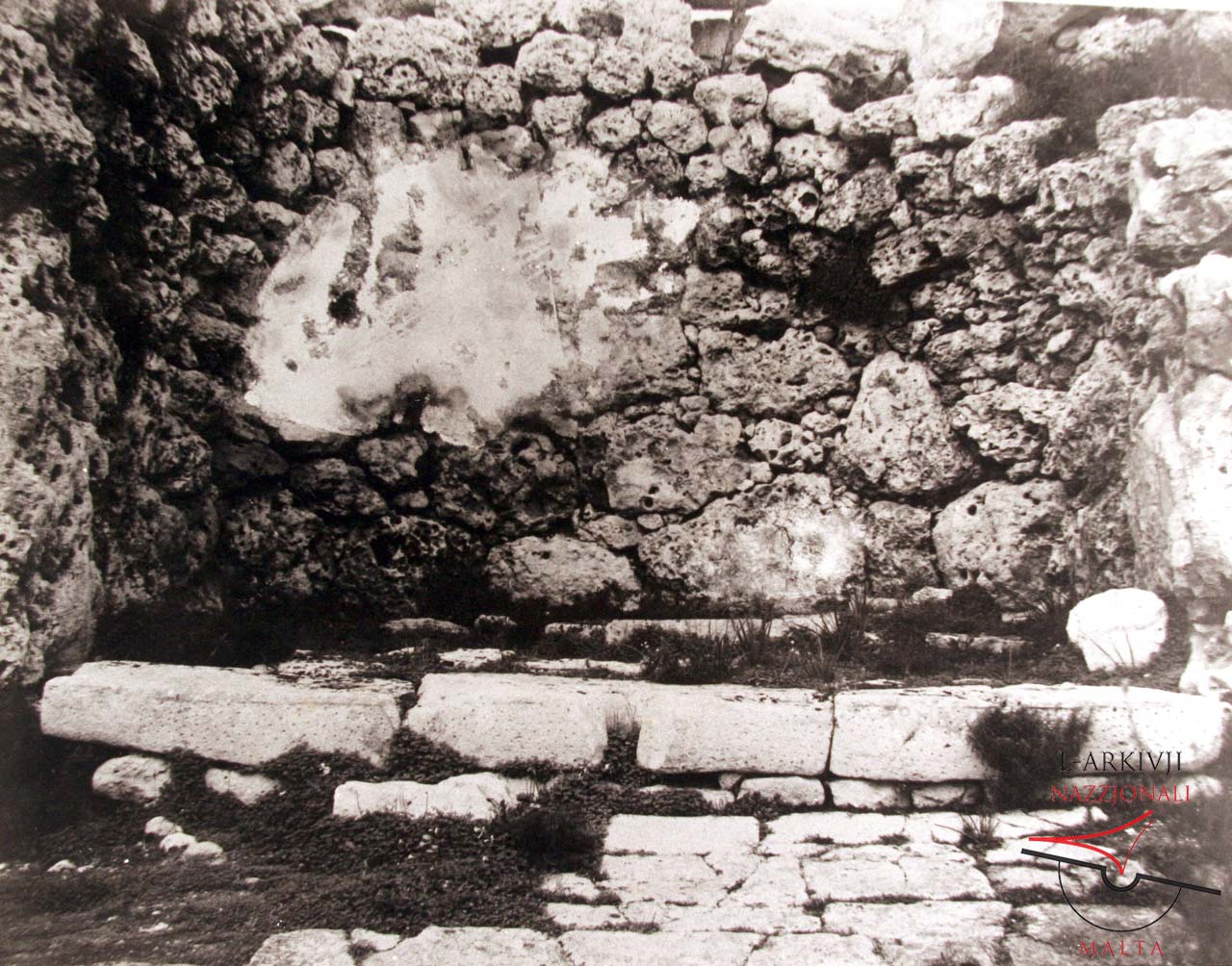 Ġgantija's South Temple back apse