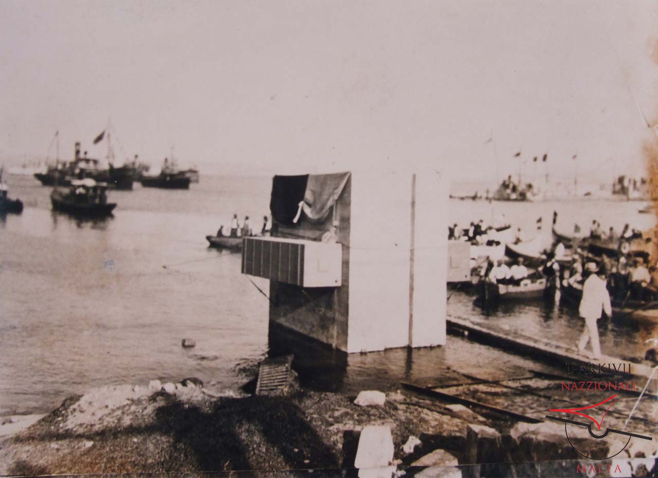 Caisson sliding into sea for breakwater extension