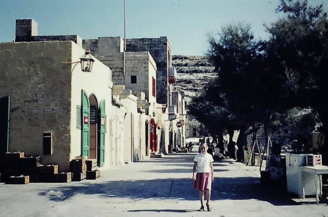 Street scene in Xlendi village