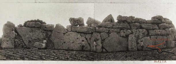 Ggantija Temples' perimeter wall