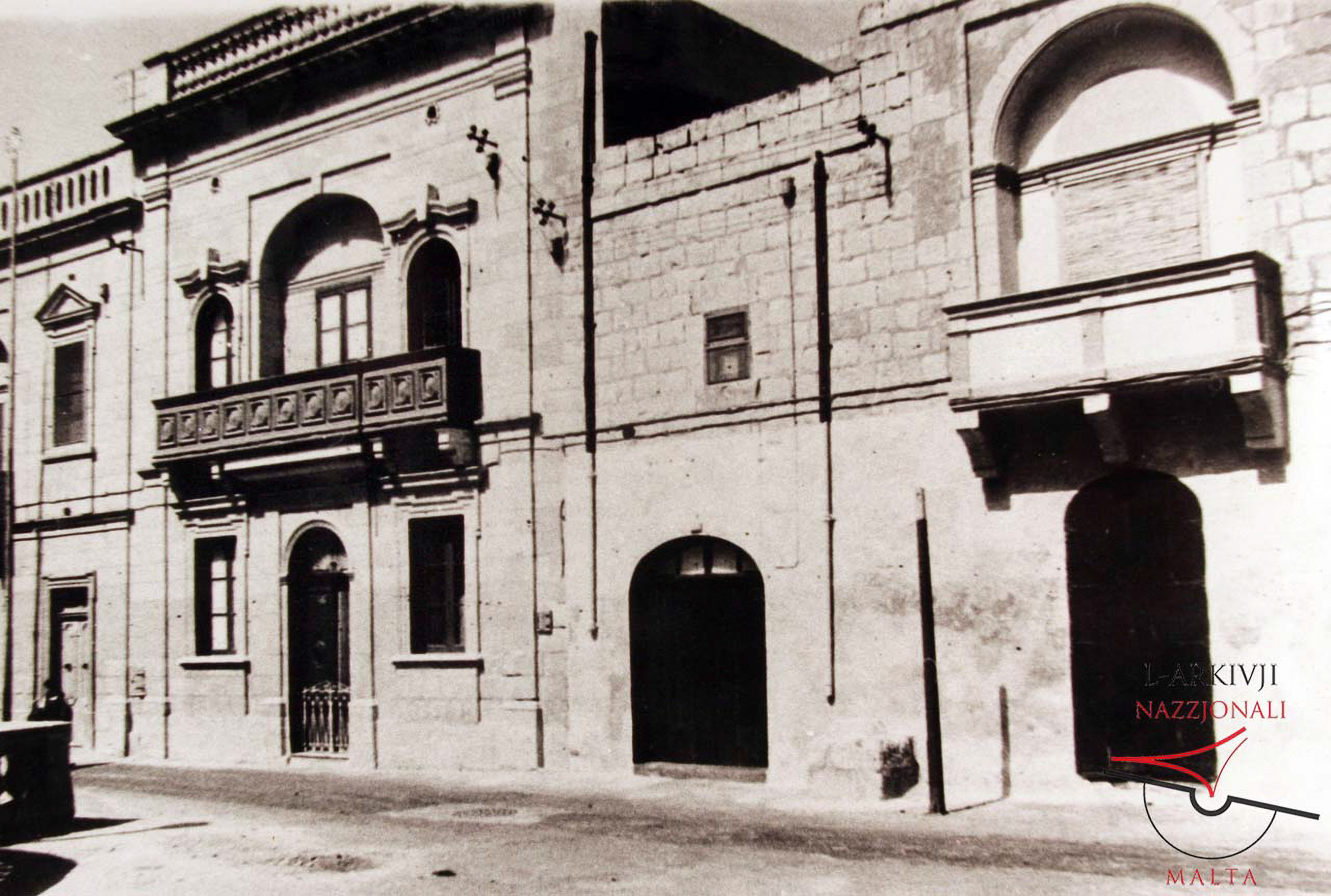 Houses in Pjazza tal-Knisja