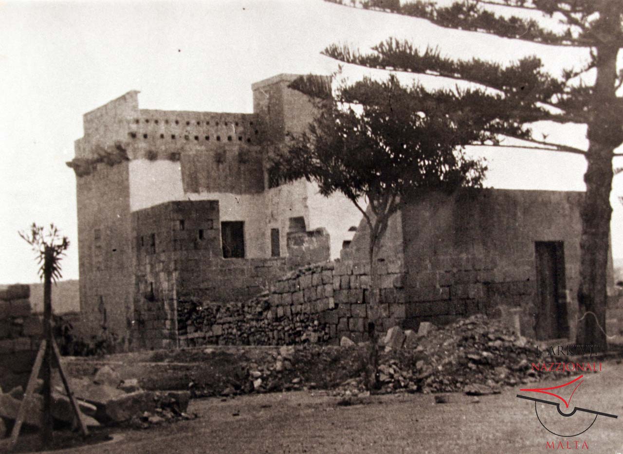 It-Torri tal-Ħofra in Sannat