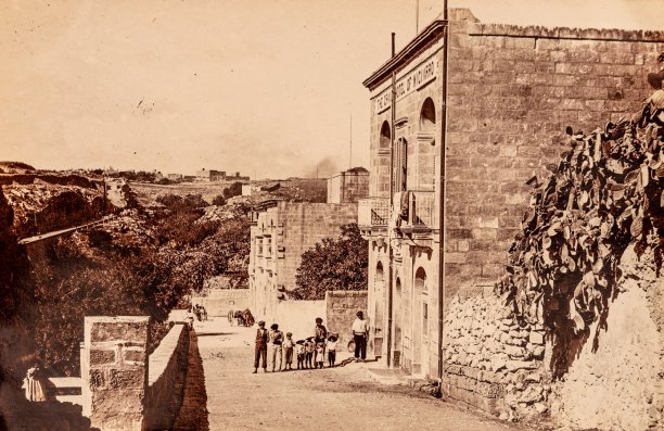 Road to Mġarr near Grand Hotel