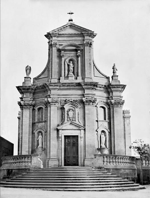 The original facade of Xewkija church