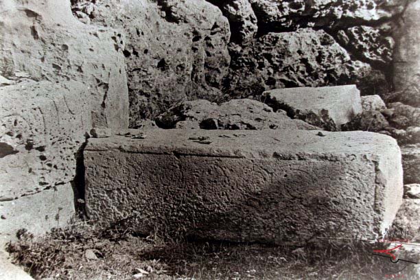 Ġgantija Temples' sculpted altar design