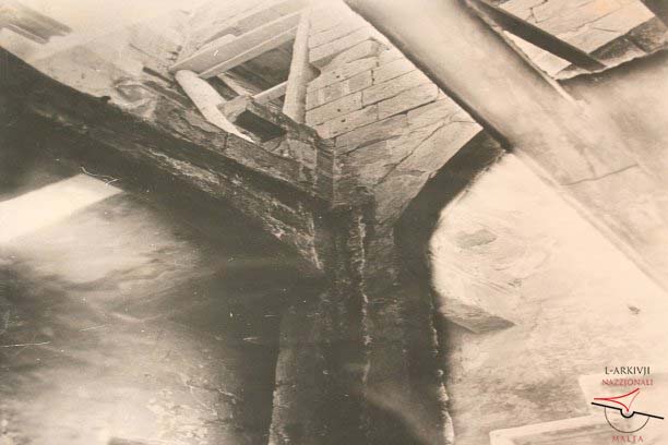 Casa Bondì before restoration