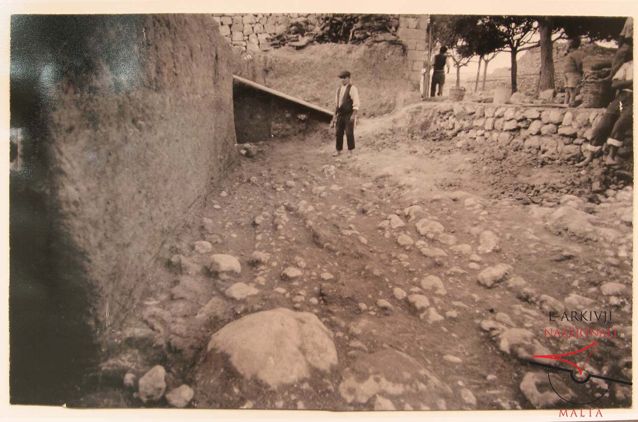 Roman remains on Rabat-Kercem road