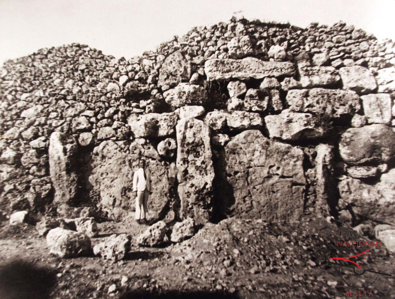 Ggantija Temples' perimeter wall