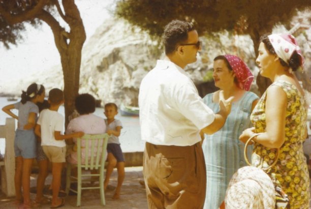 Social gathering at Xlendi bay