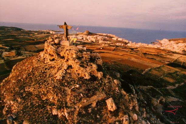 Il-Merżuq and Marsalforn bay