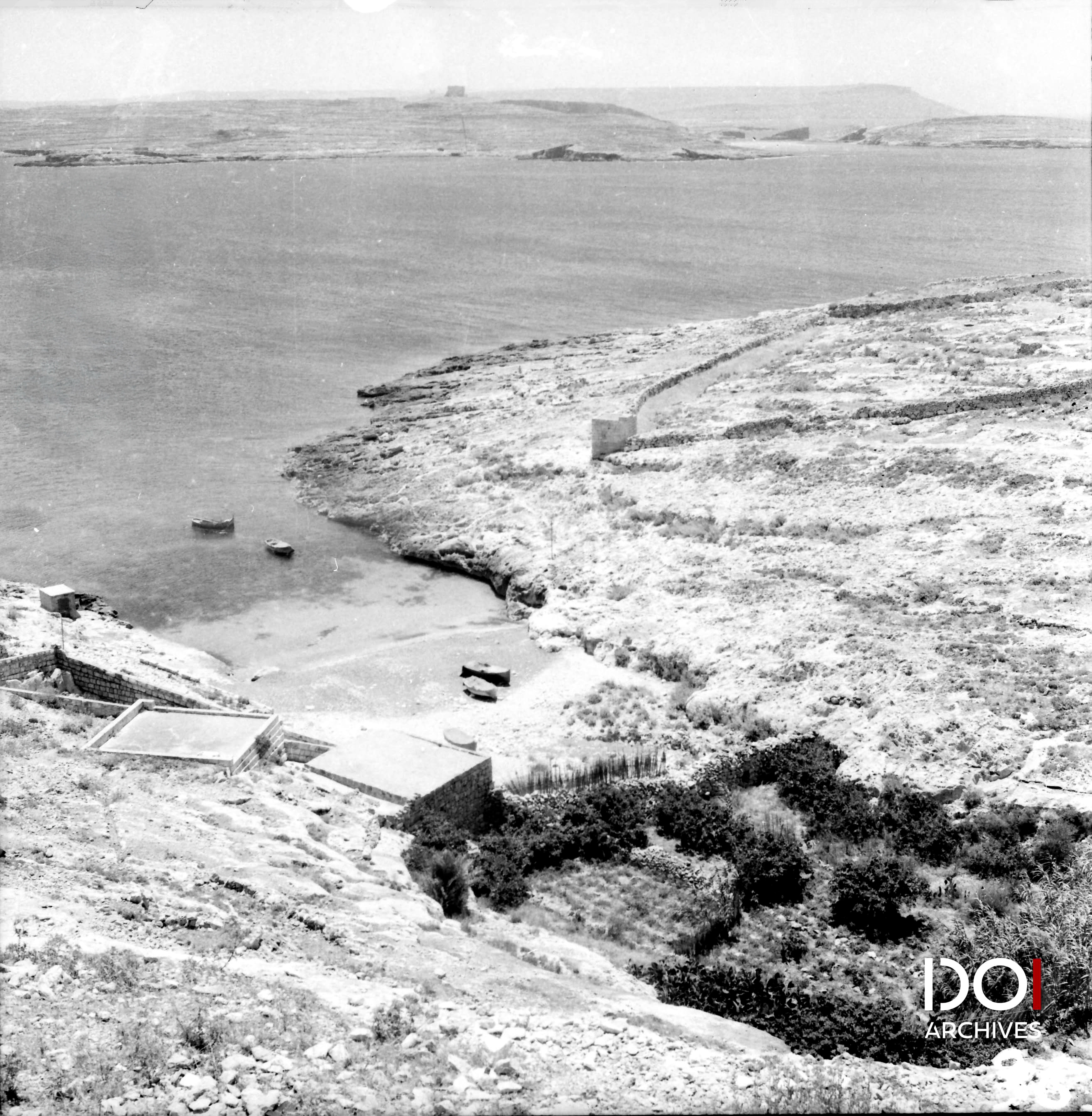 Quiet shores of Ħondoq bay