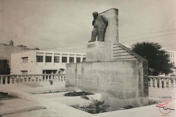 Monument of Ninu Cremona at Gozo Lyceum