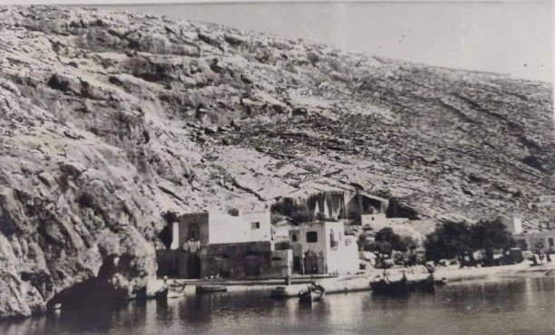 Xlendi bay's rustic charm