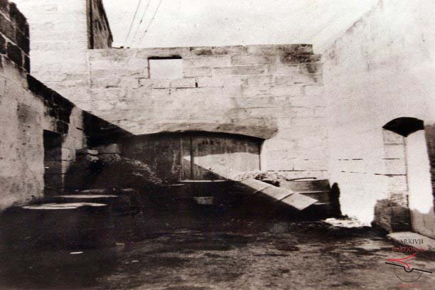 Old houses in the limits of Blata Street