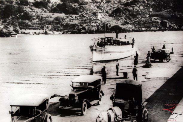 Ferry arrival at Gozo quay