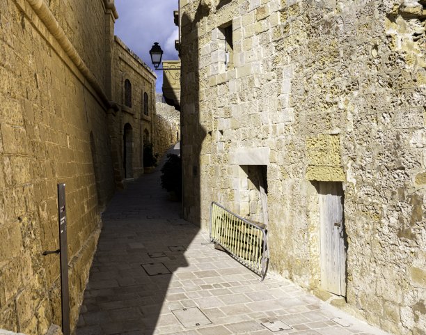 The Armoury in Il-Kwartier San Martin Street