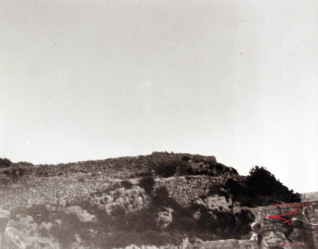 Precipice overlooking Wied il-Lunzjata