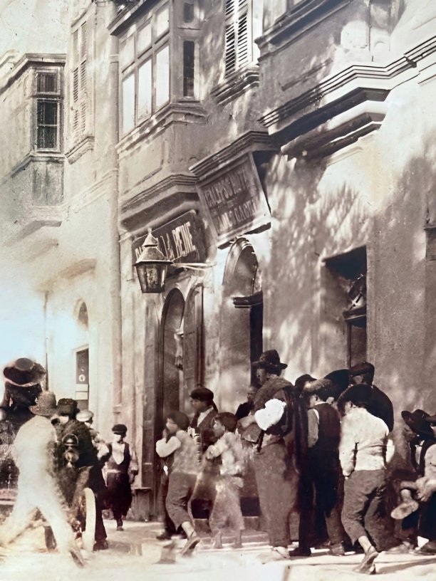 First car registered in the Maltese Islands
