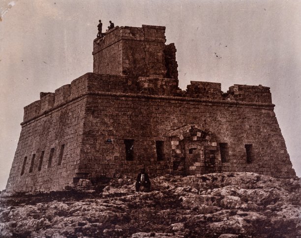 Marsalforn Tower in ruins