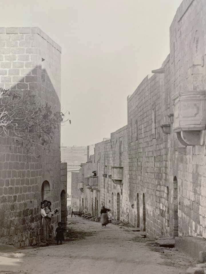 Old farmhouses at Ta' Sdieri