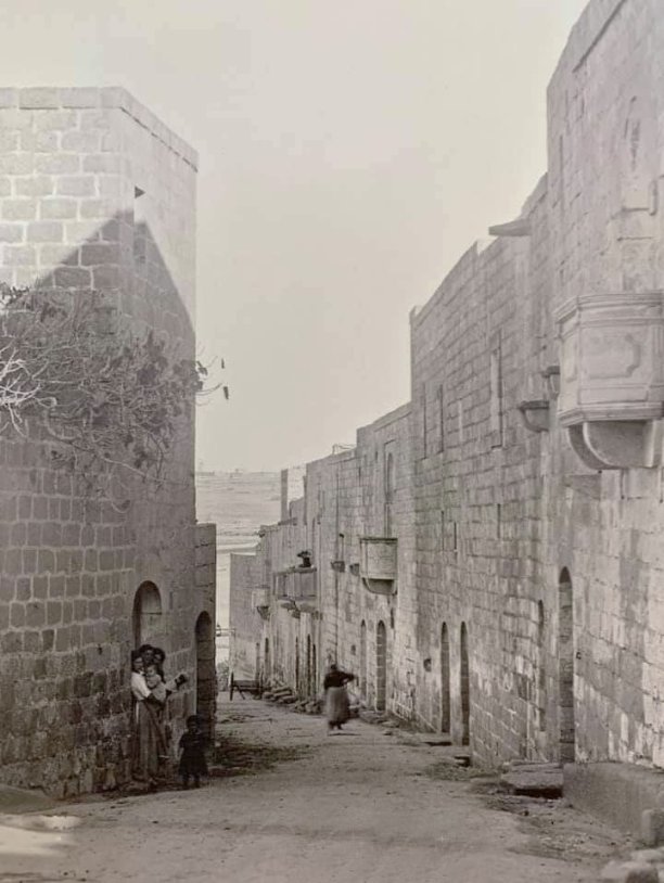 Old farmhouses at Ta' Sdieri