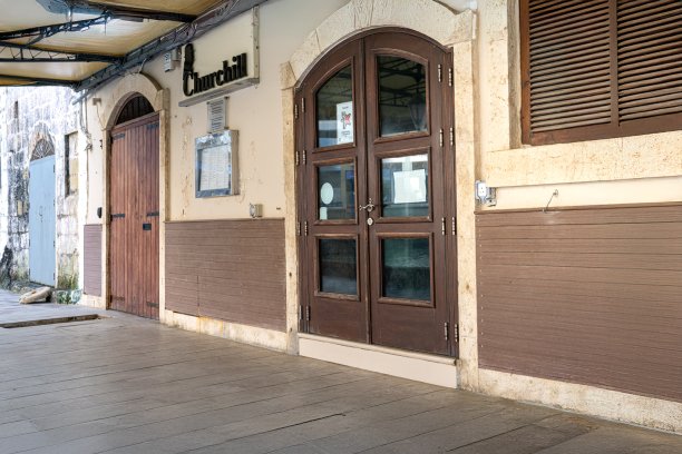 Churchill Restaurant in Xlendi bay