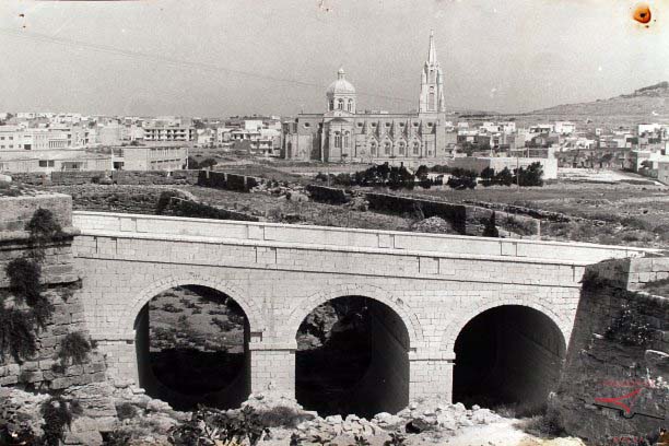Fort Chambray bridge