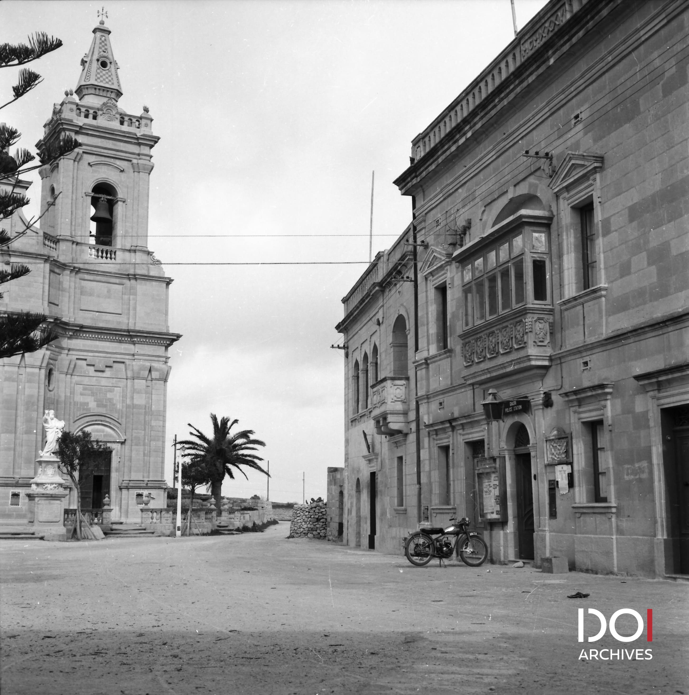 Għasri Square and Parish Church