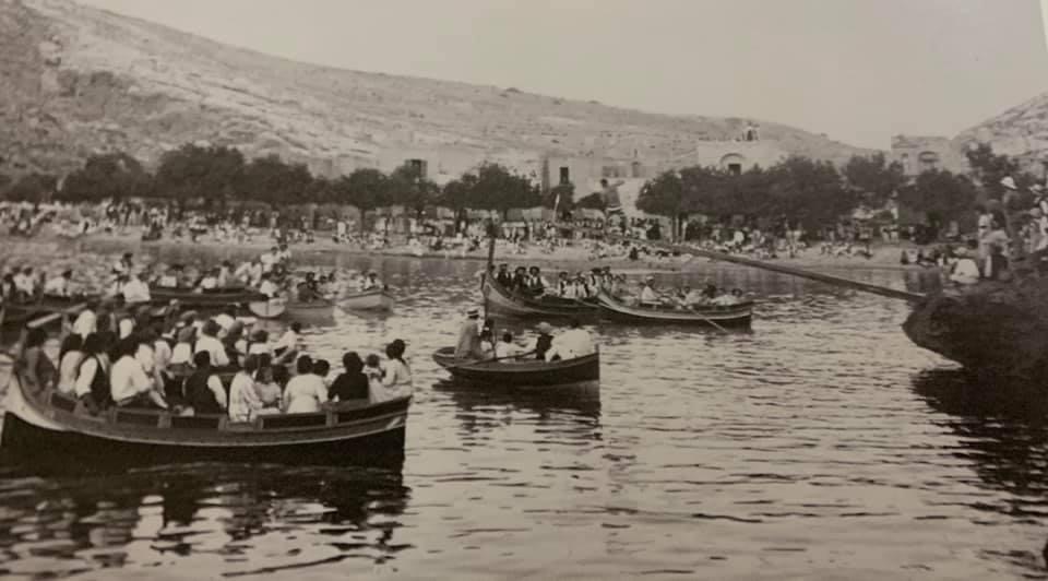 Il-Ġostra celebrations at Xlendi bay